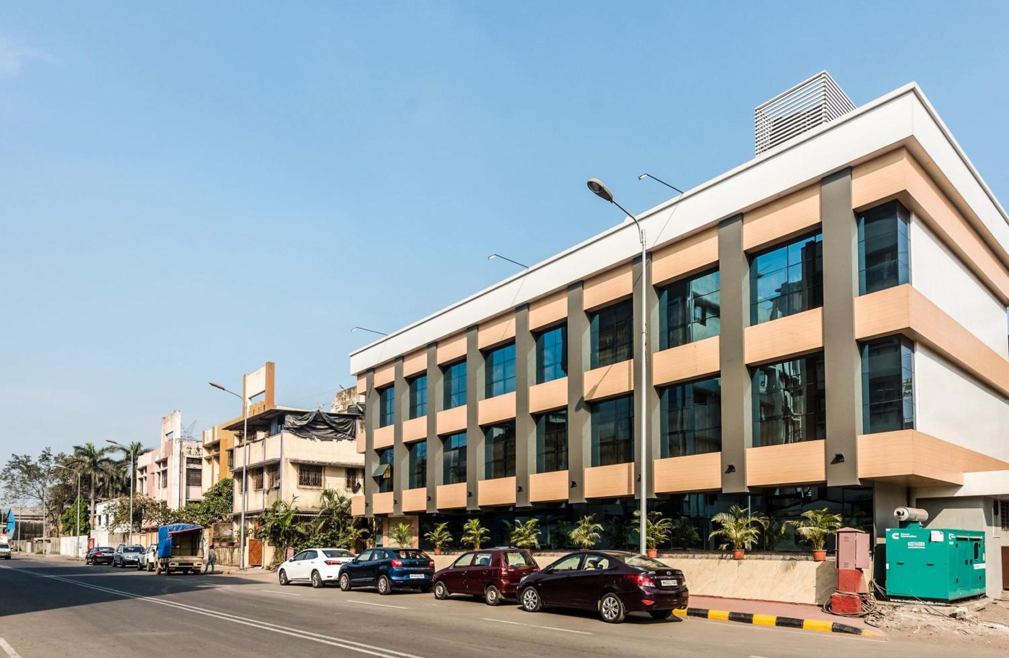 Super Capital O Hotel Konar Inn Turambhe Ngoại thất bức ảnh